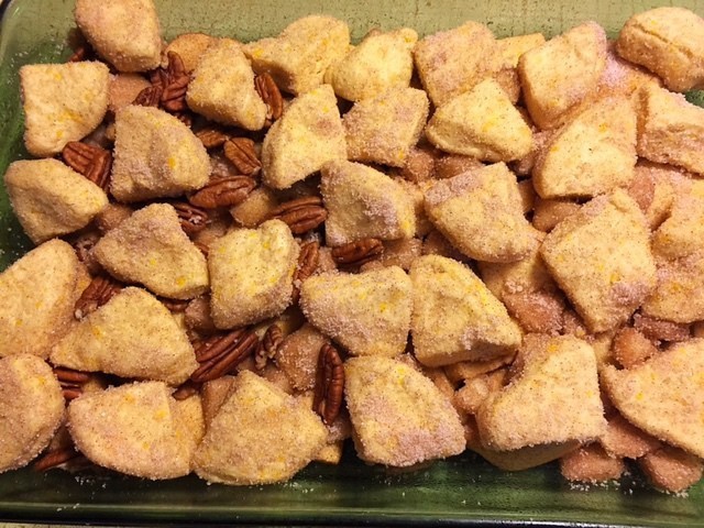 Gooey Monkey Bread Pecans