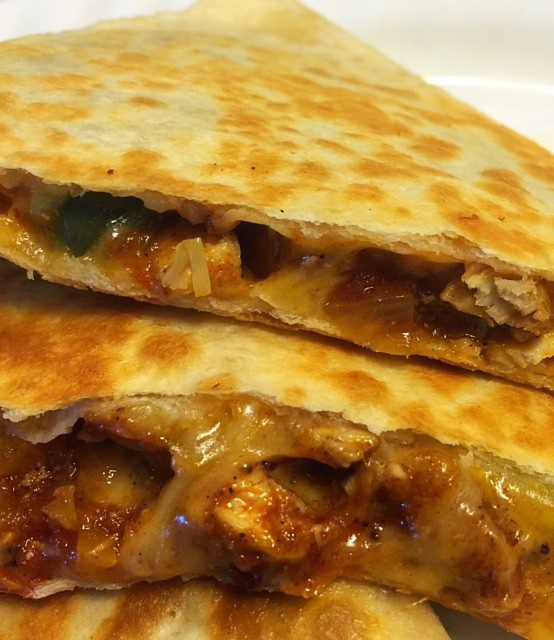 leftover-chicken-fajitas-quesadillas