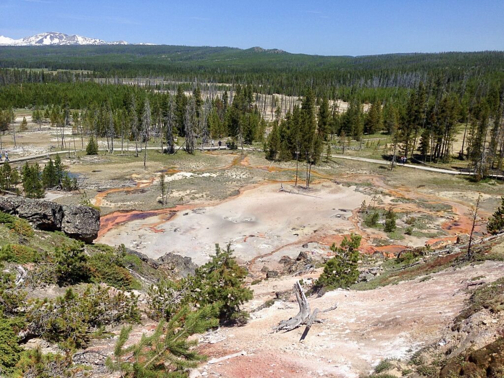 Beautiful Pictures of Yellowstone National Park