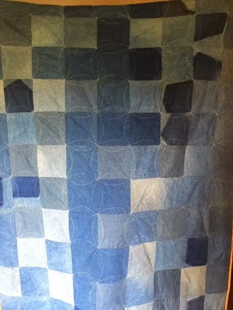 Recycled Denim Circle Quilt - Jensen Creative Works