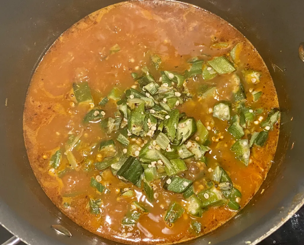 https://hangryfork.com/wp-content/uploads/2021/09/chicken-and-sausage-gumbo-recipe-easy-1024x824.png.webp