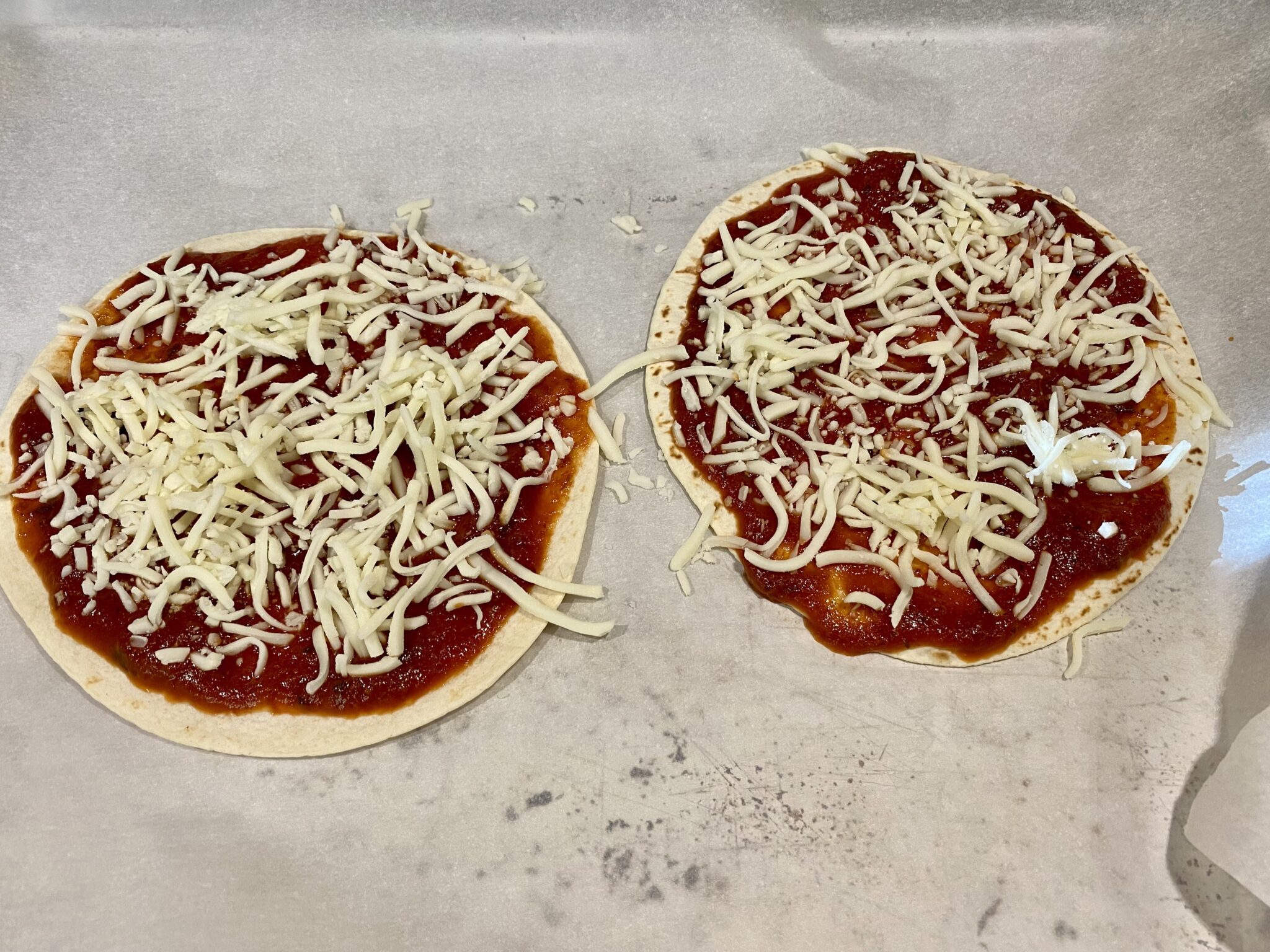 Quick 10 Minute Low Carb Tortilla Pizza