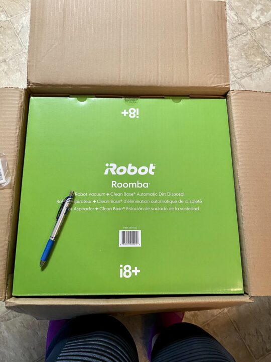 iRobot, Roomba i8+, Unboxing & Installing