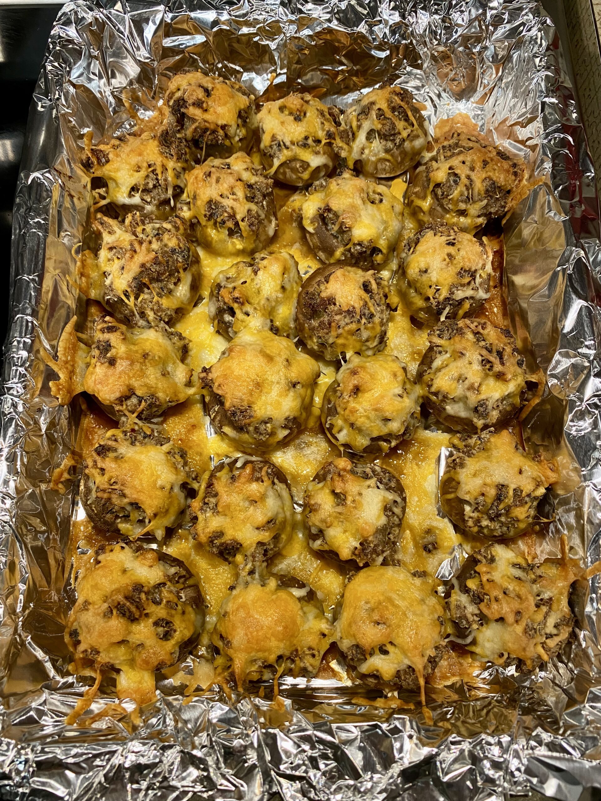 keto stuffed mushrooms with sausage and cream cheese scaled